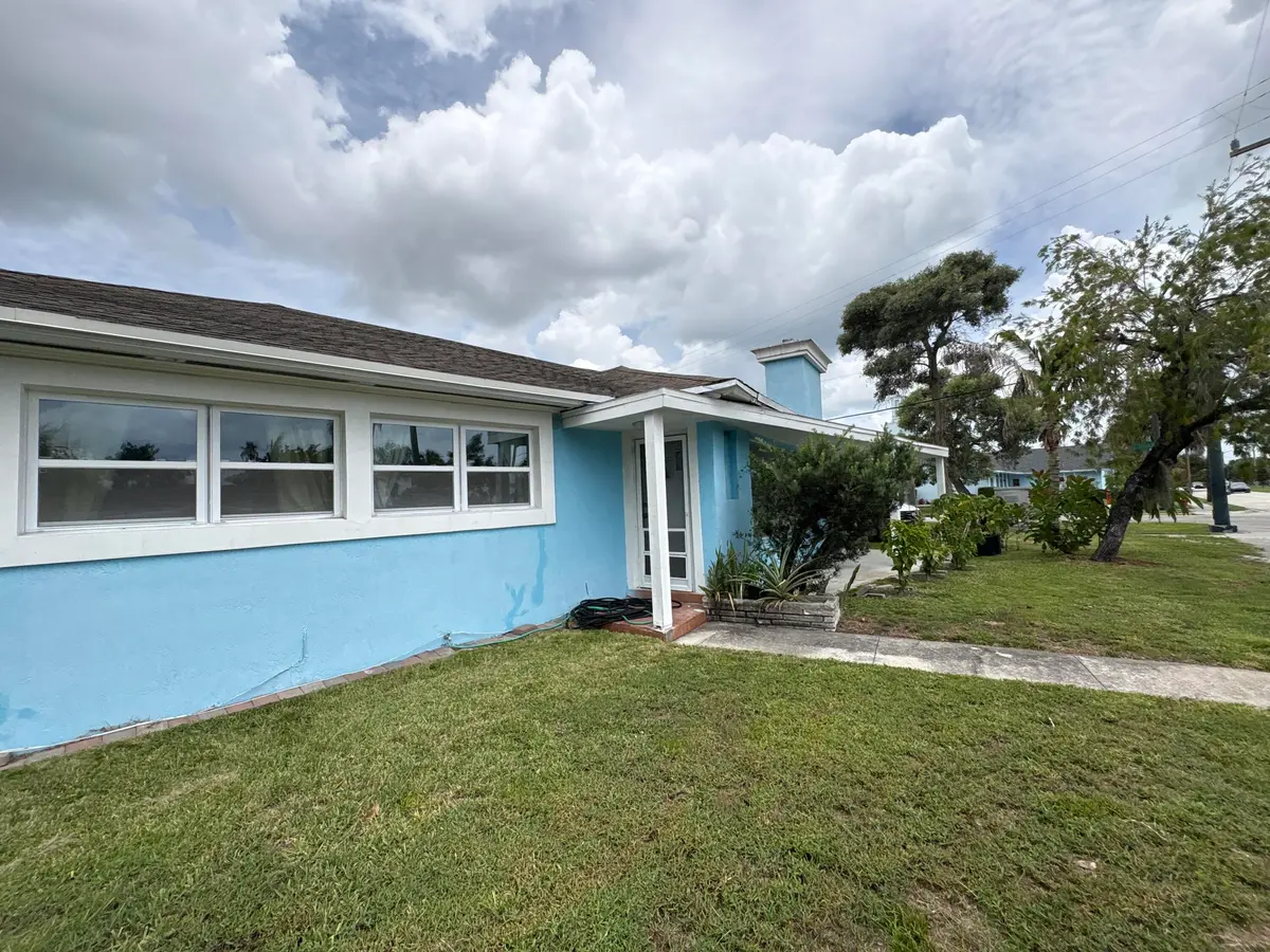 IMG_2151 (1) at 1001 Sunrise Boulevard, Fort Pierce