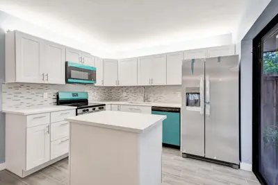 736 NW 98TH Circle, Plantation – Townhouse for sale