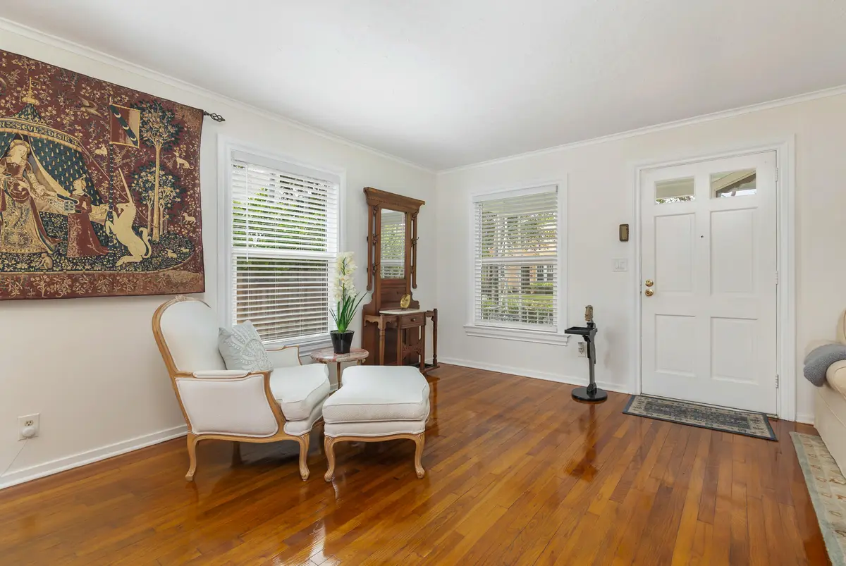 Entry at 816 Avon Road, West Palm Beach