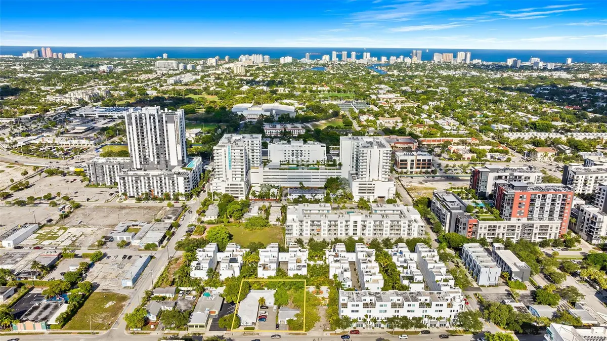 Photo 4 at 724 NE 3rd Avenue, Fort Lauderdale