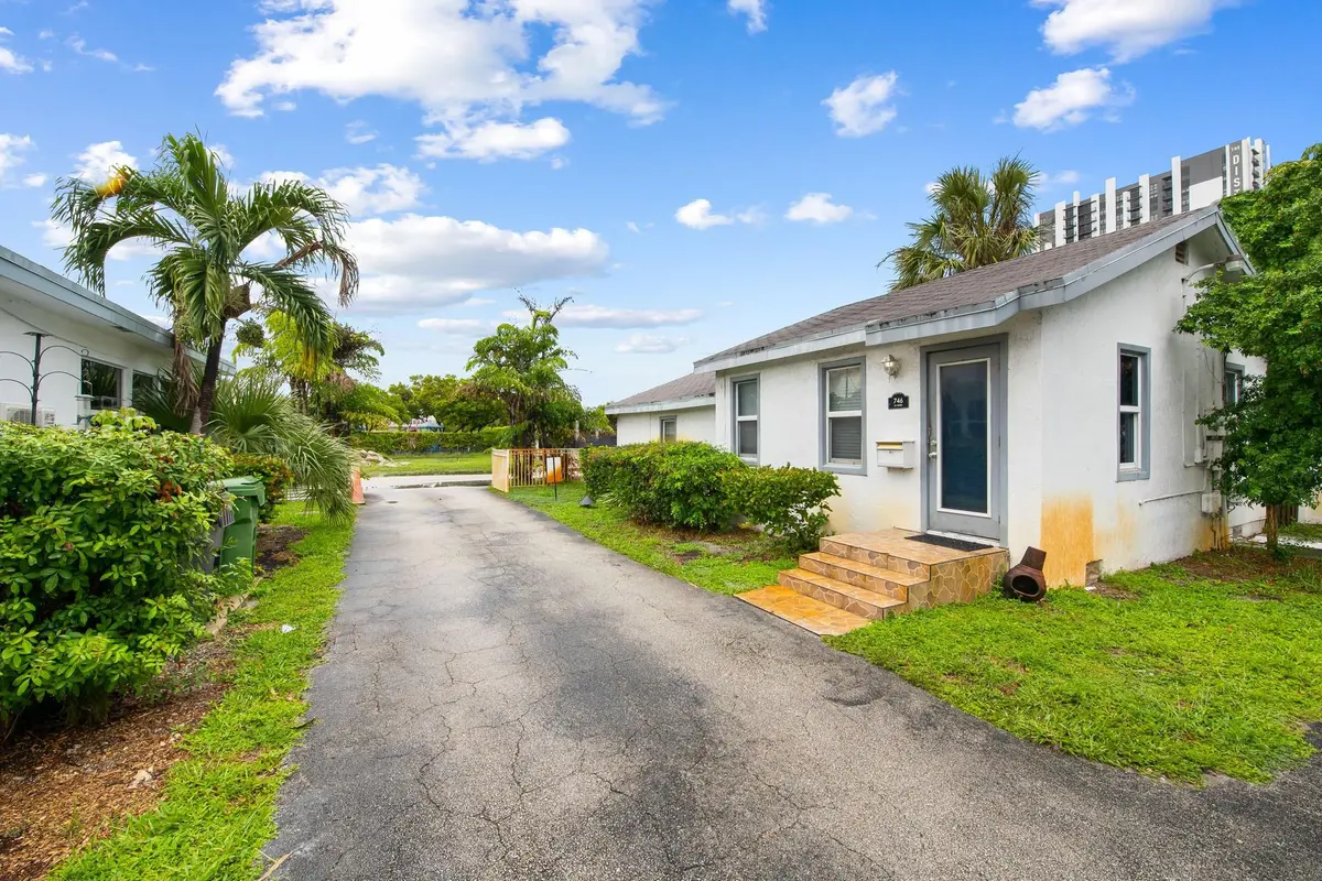 Photo 5 at 746 NE 3rd Avenue, Fort Lauderdale