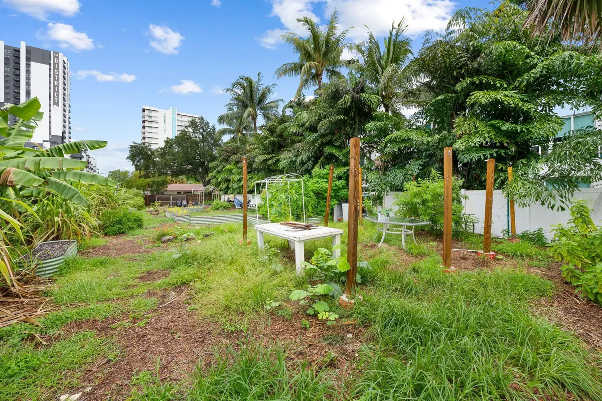 Photo 8 at 746 NE 3rd Avenue, Fort Lauderdale