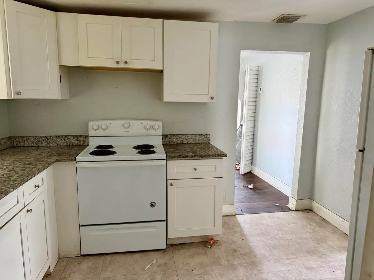 Kitchen 2 at 1108 State Street, West Palm Beach