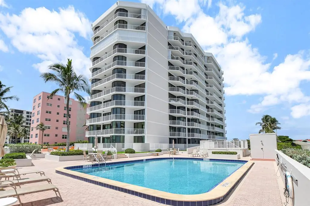 Side View at 2917 S Ocean Boulevard 401, Highland Beach