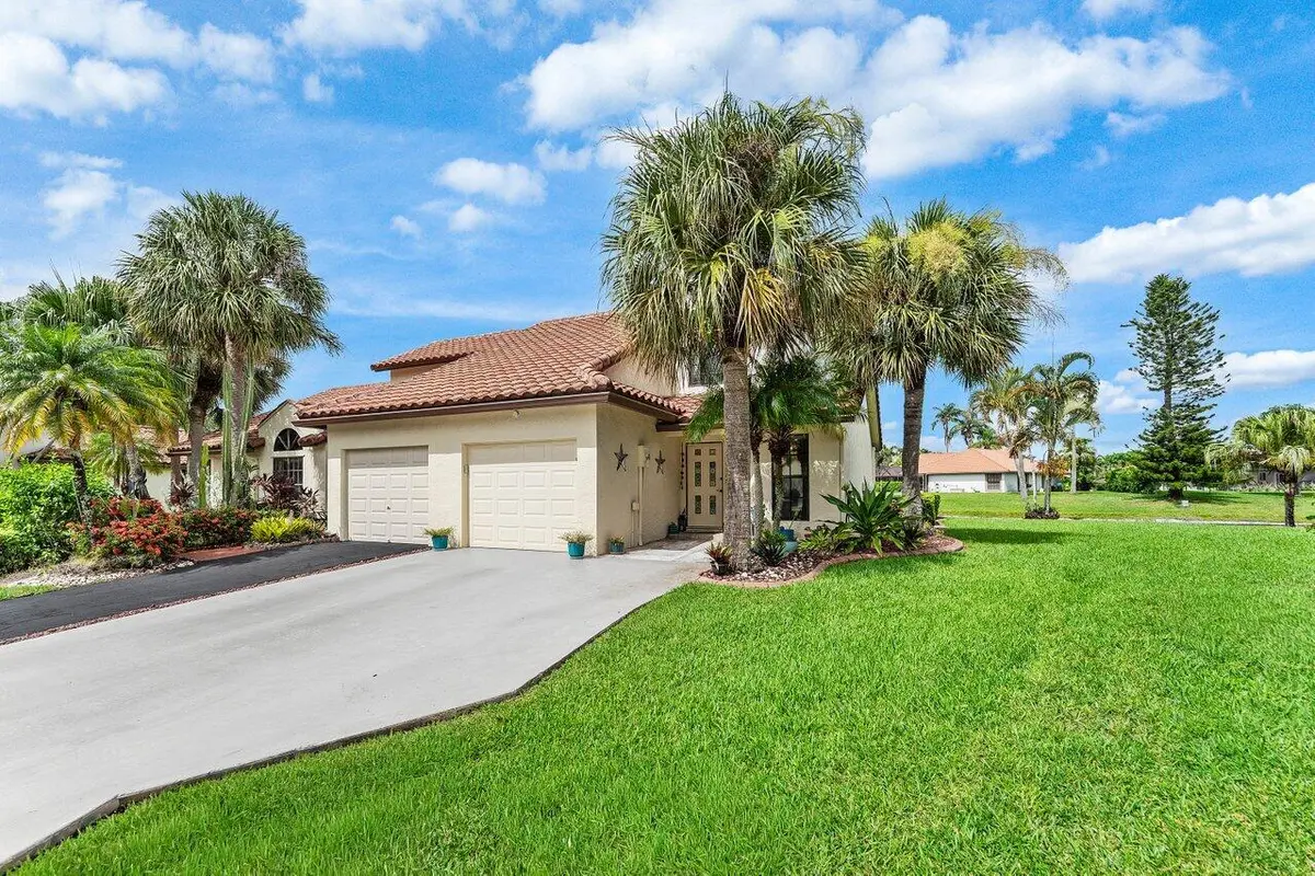 Front Exterior Corner at 18577 Woodstream Drive, Boca Raton