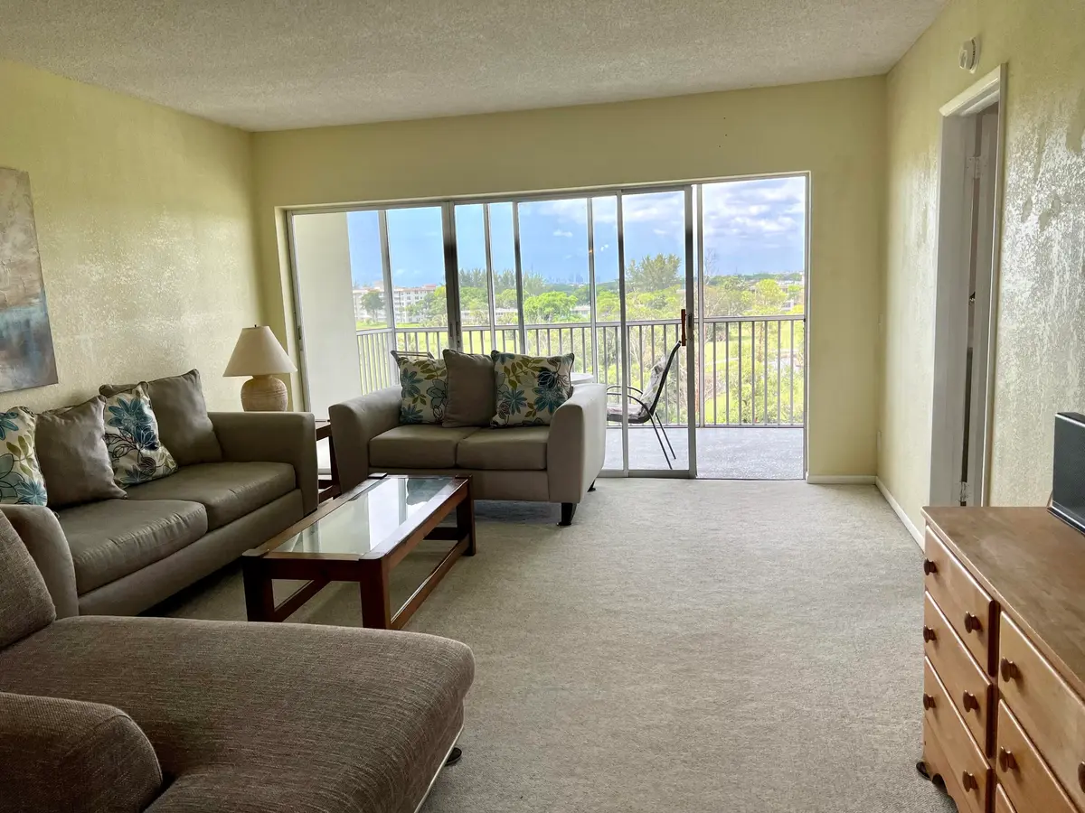 IMG_0741 at 3000 N PALM AIRE Drive 603, Pompano Beach