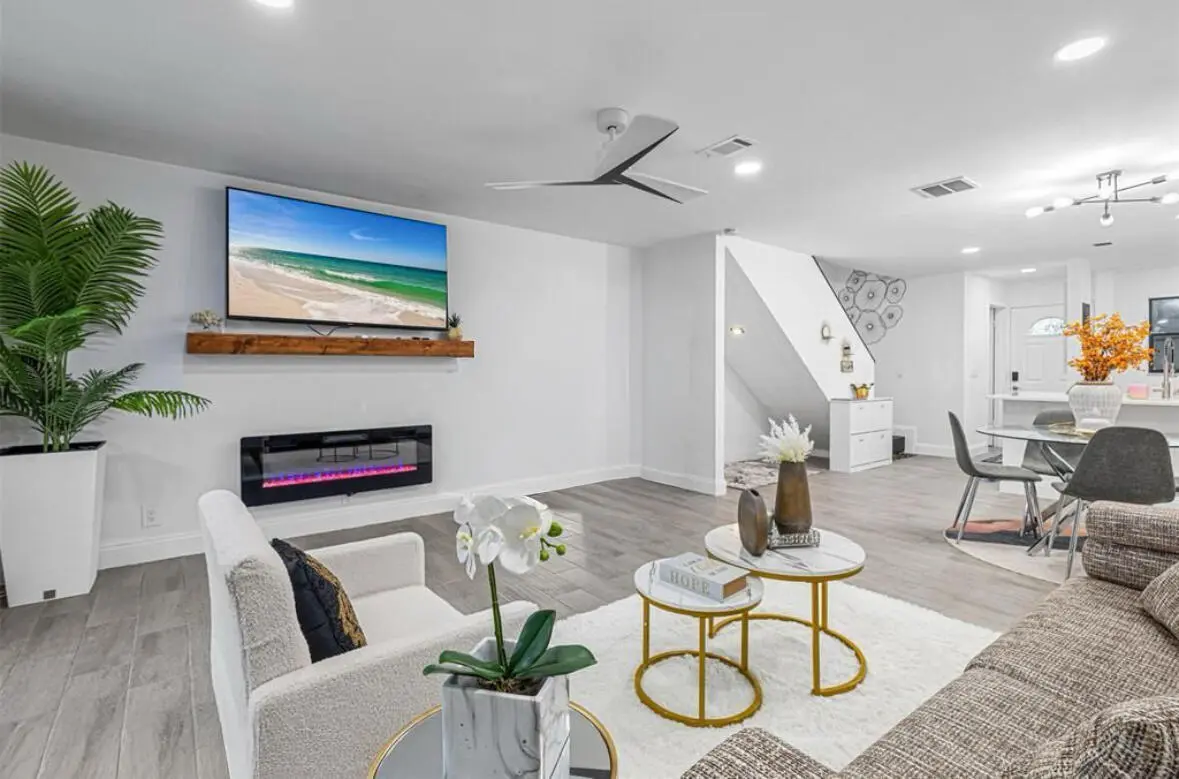 living room 1 at 4225 N HIGHWAY A1A 17, Fort Pierce