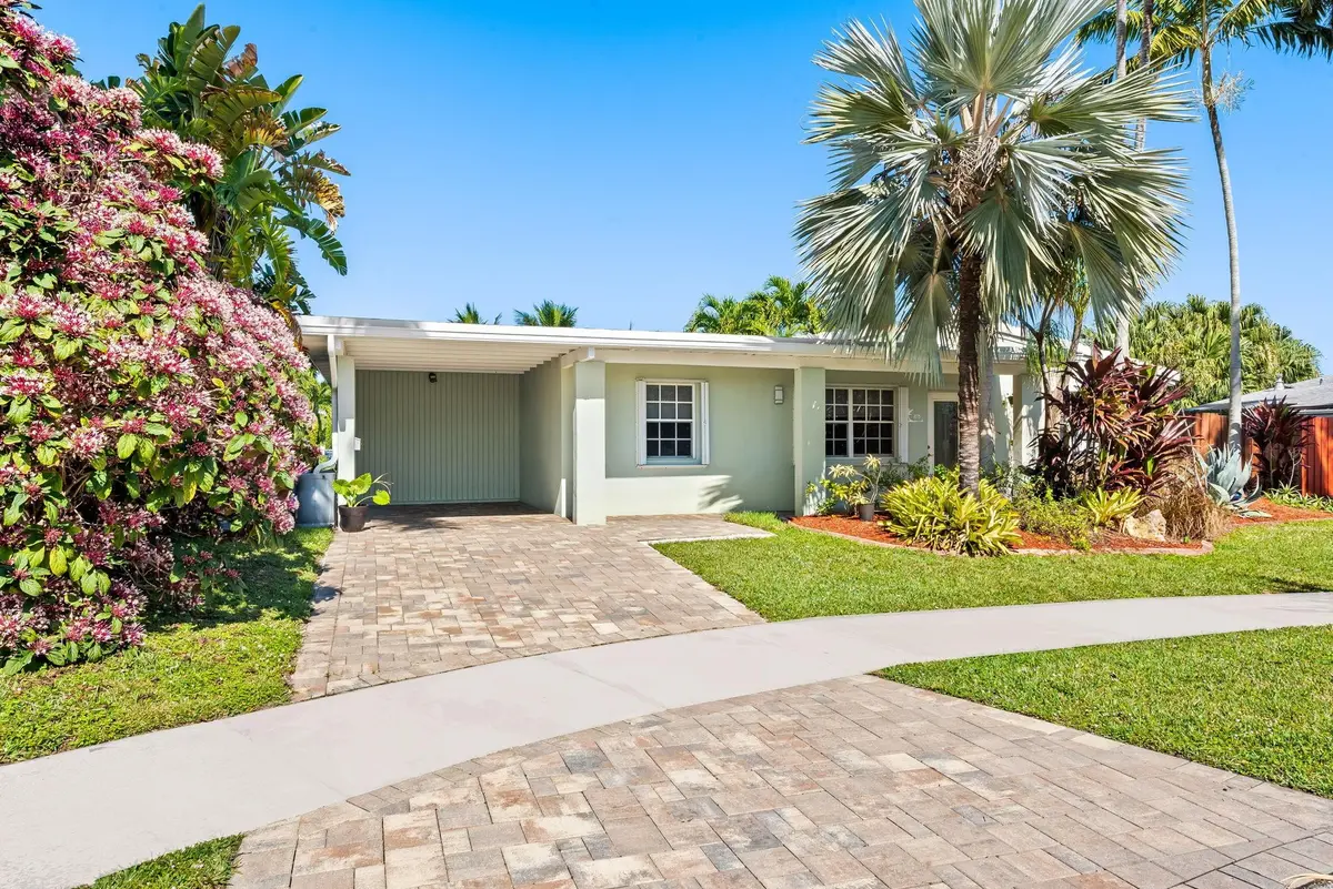 Photo 1 at 1175 GRANT Street, Hollywood