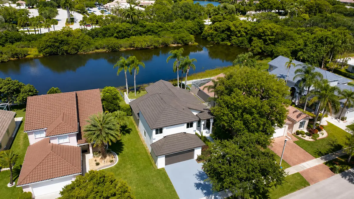 6D508806-A253-4D25-8196-ECA44D40C74F at 261 SW 178th Way, Pembroke Pines