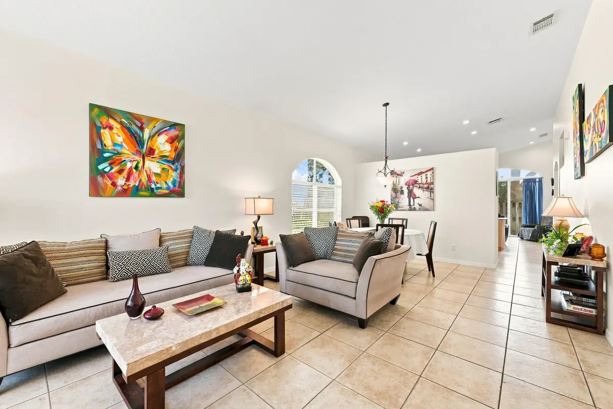 06_living room at 7778 NW 17th Place, Pembroke Pines