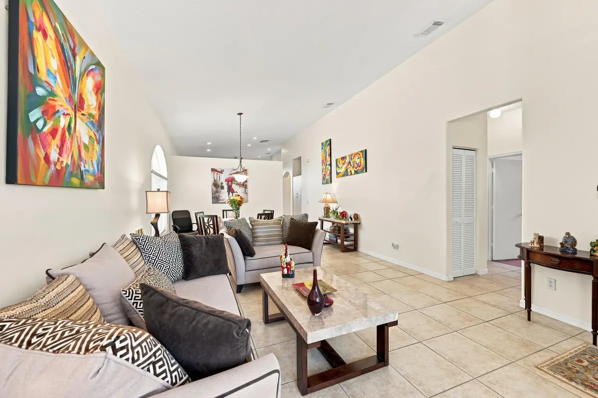 07_living room at 7778 NW 17th Place, Pembroke Pines