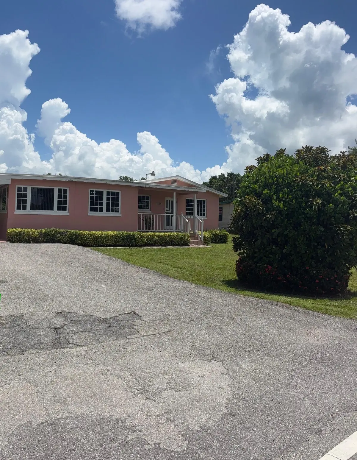 front at 1117 NE 23RD Street, Belle Glade