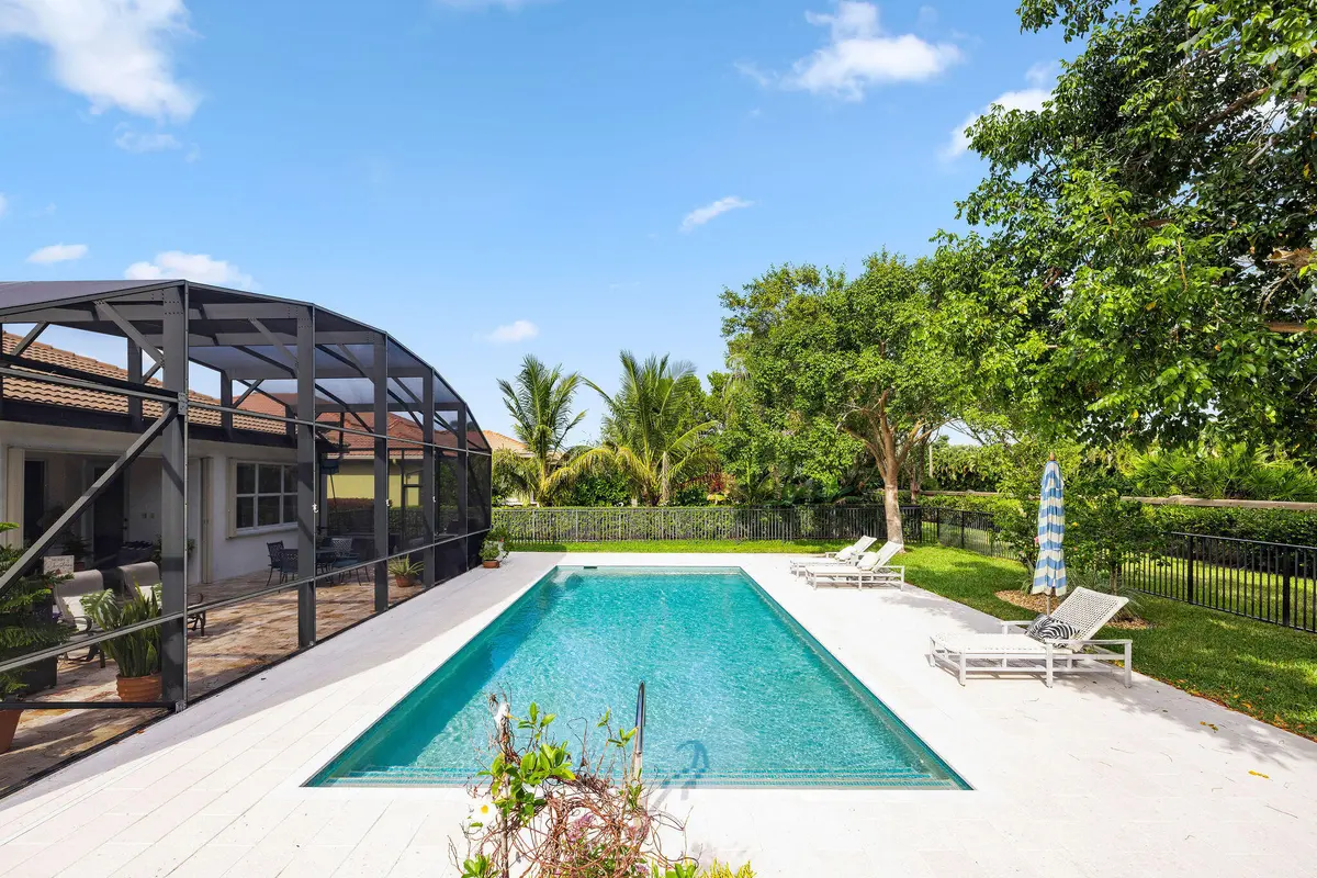 69__9362_Isles_Cay_dr_photo_by_SupremeSc at 9362 Isles Cay Drive, Delray Beach
