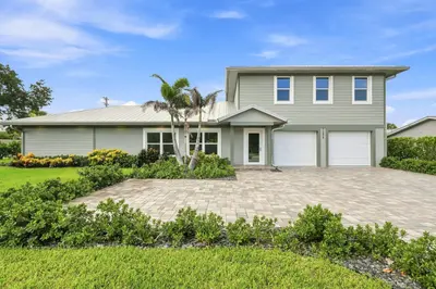 1176 NE Terrace Way, Jensen Beach – Single Family Residence for sale