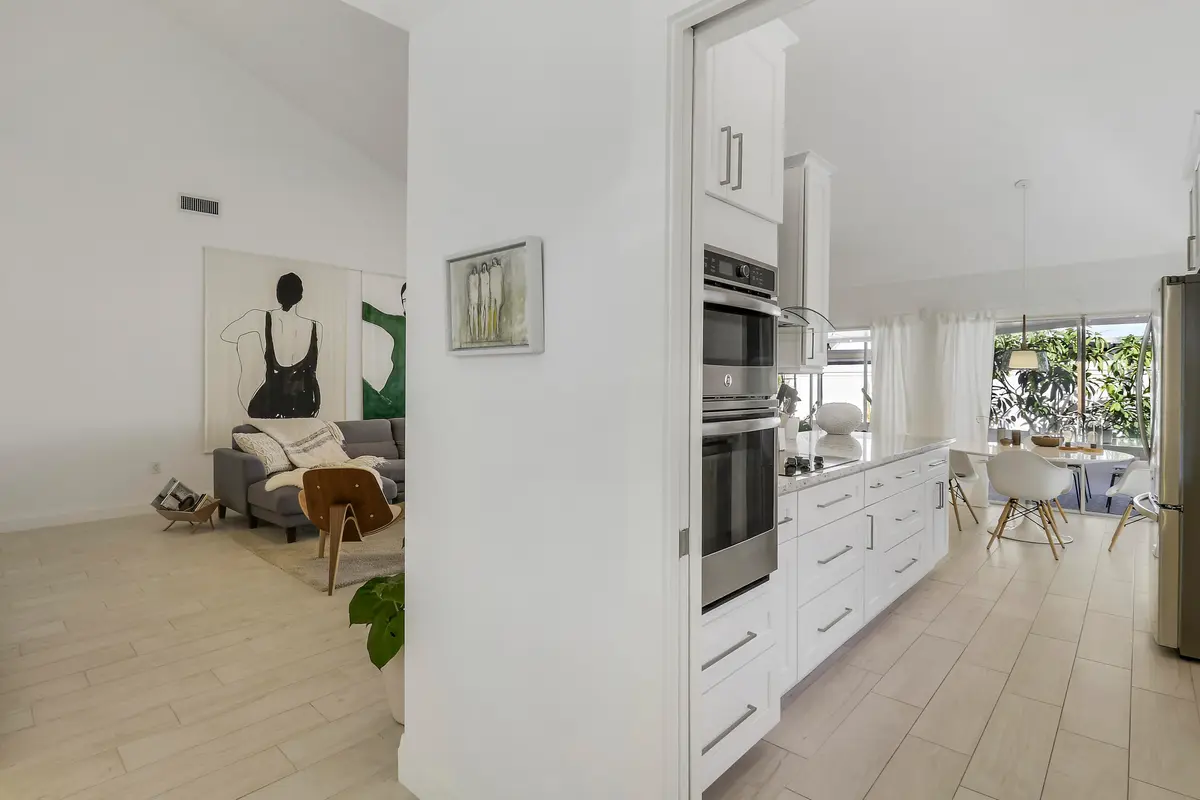 Living Area at 125 Harbourside Circle, Jupiter