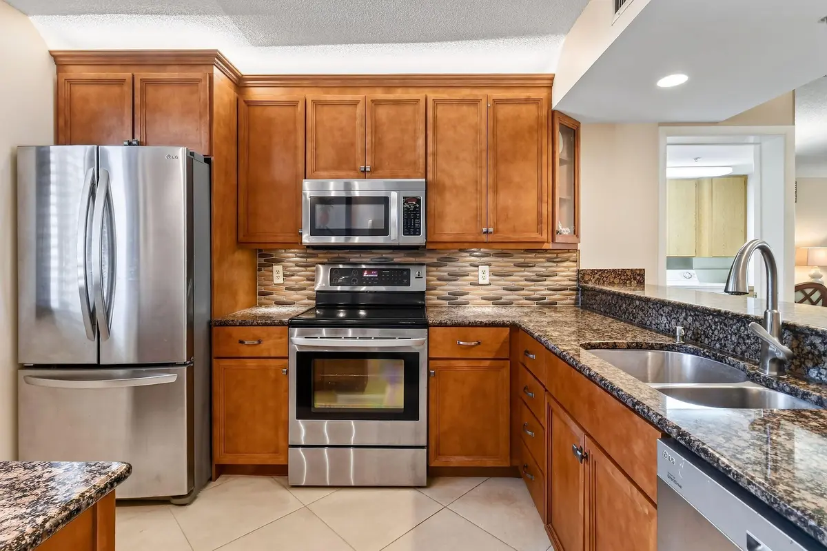 2101MarinaIsleWay#202(23) at 2101 Marina Isle Way 202, Jupiter