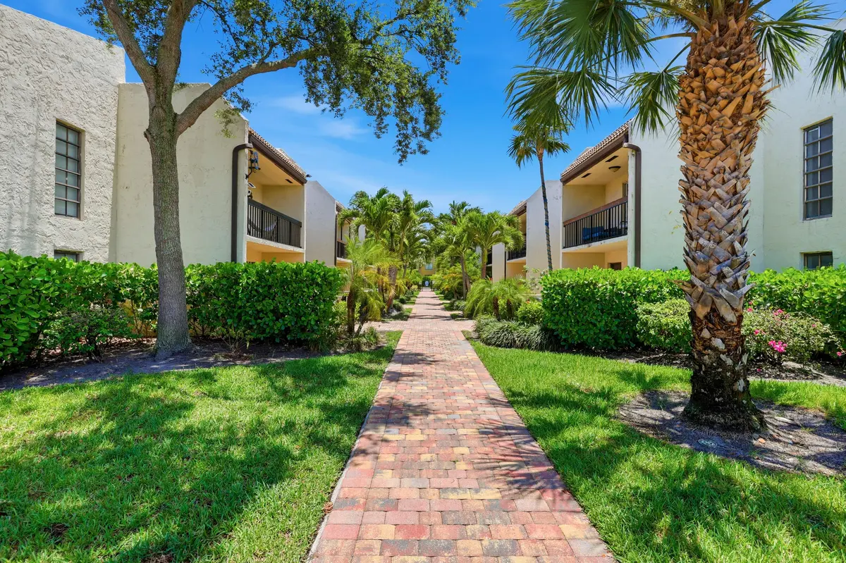 1-print-023_0E2A3369 at 721 SE 1ST Way C11, Deerfield Beach