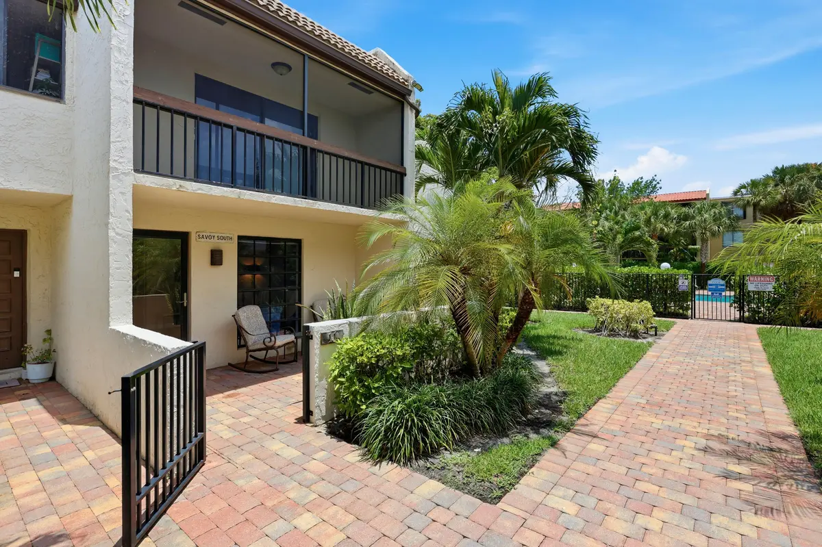 4-print-024_0E2A3372 at 721 SE 1ST Way C11, Deerfield Beach