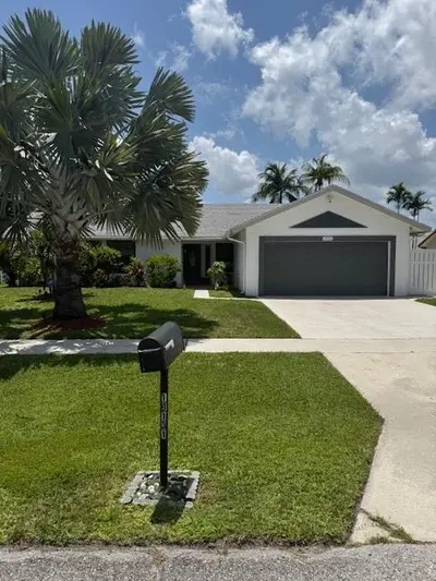 19131 Fairlawn Way, Boca Raton – Single Family Residence for rent