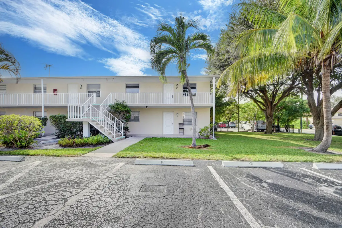 20231004125350611219000000-o at 1733 3rd Avenue 24, Lake Worth