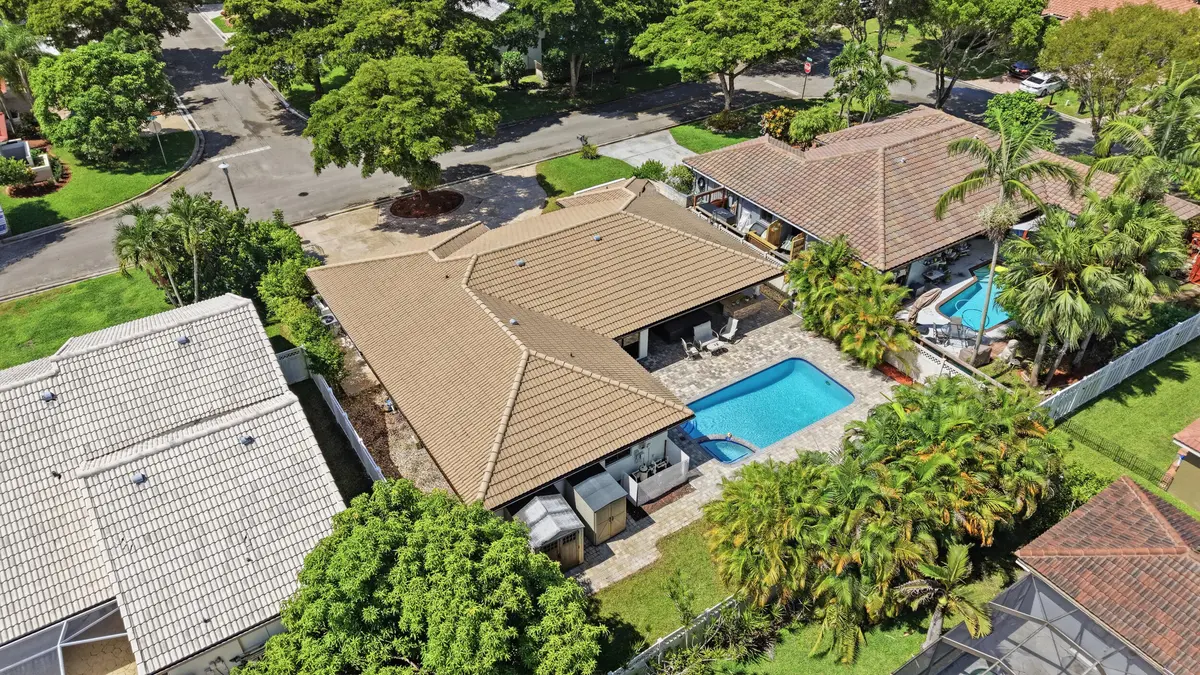 52_dji_20260810232409_0034_d at 6013 NW 47th Place, Coral Springs