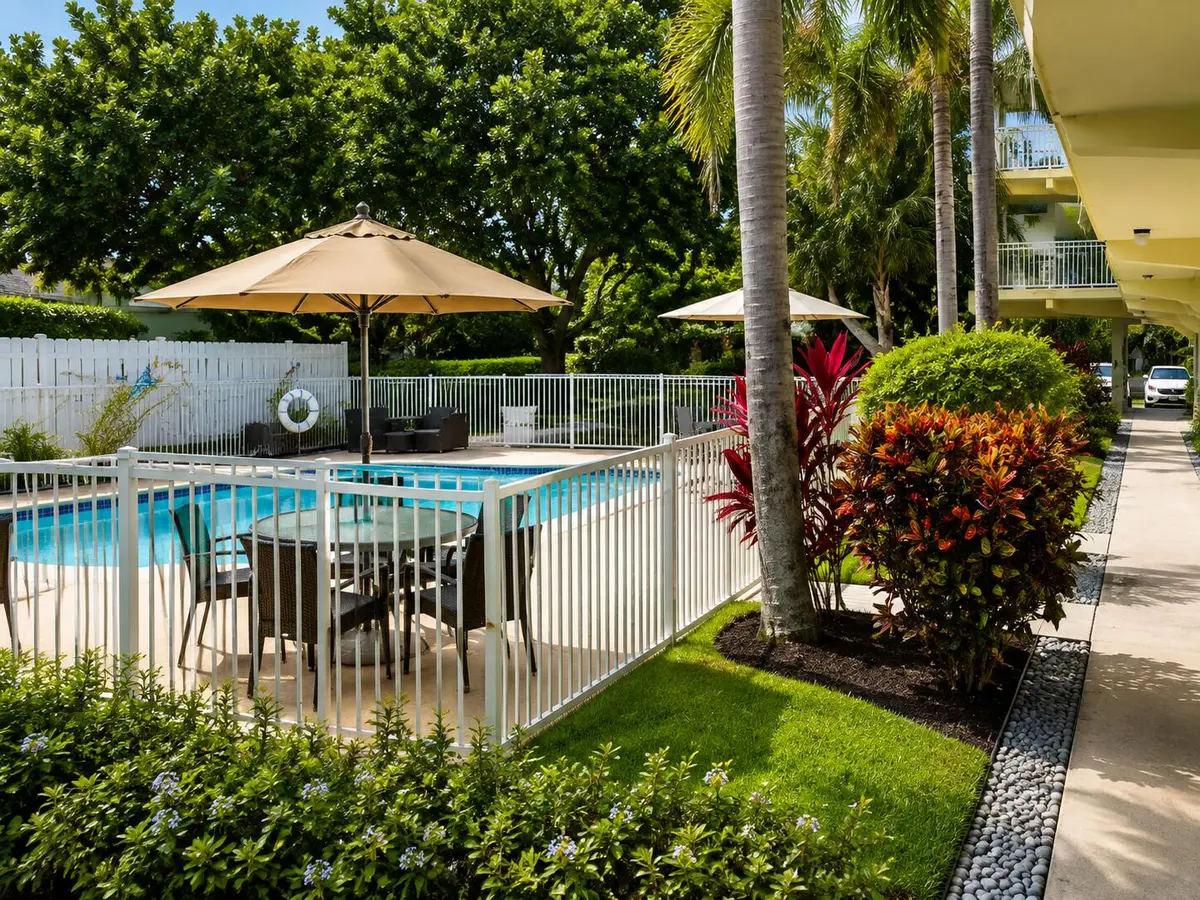 E1A3B04C-E369-4075-A0EF-659162F6A1CC at 1900 NE 8th Court 204, Fort Lauderdale
