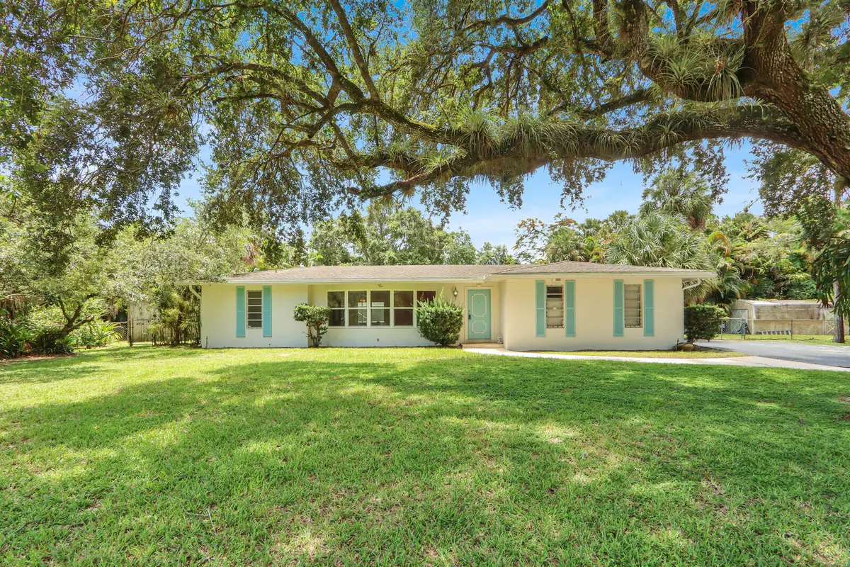 Front Exterior at 6466 Via Townsend, West Palm Beach