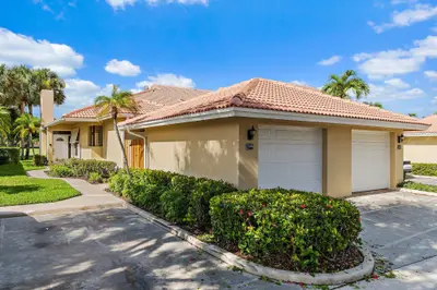 299 Old Meadow Way, Palm Beach Gardens – Townhouse for sale