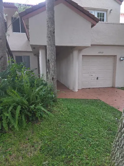 10939 W Broward Boulevard 10939, Plantation – Townhouse for rent