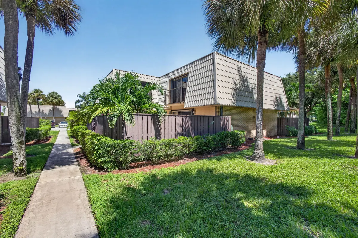 3-web-or-mls-5D1A9747 at 5107 51ST Way, West Palm Beach