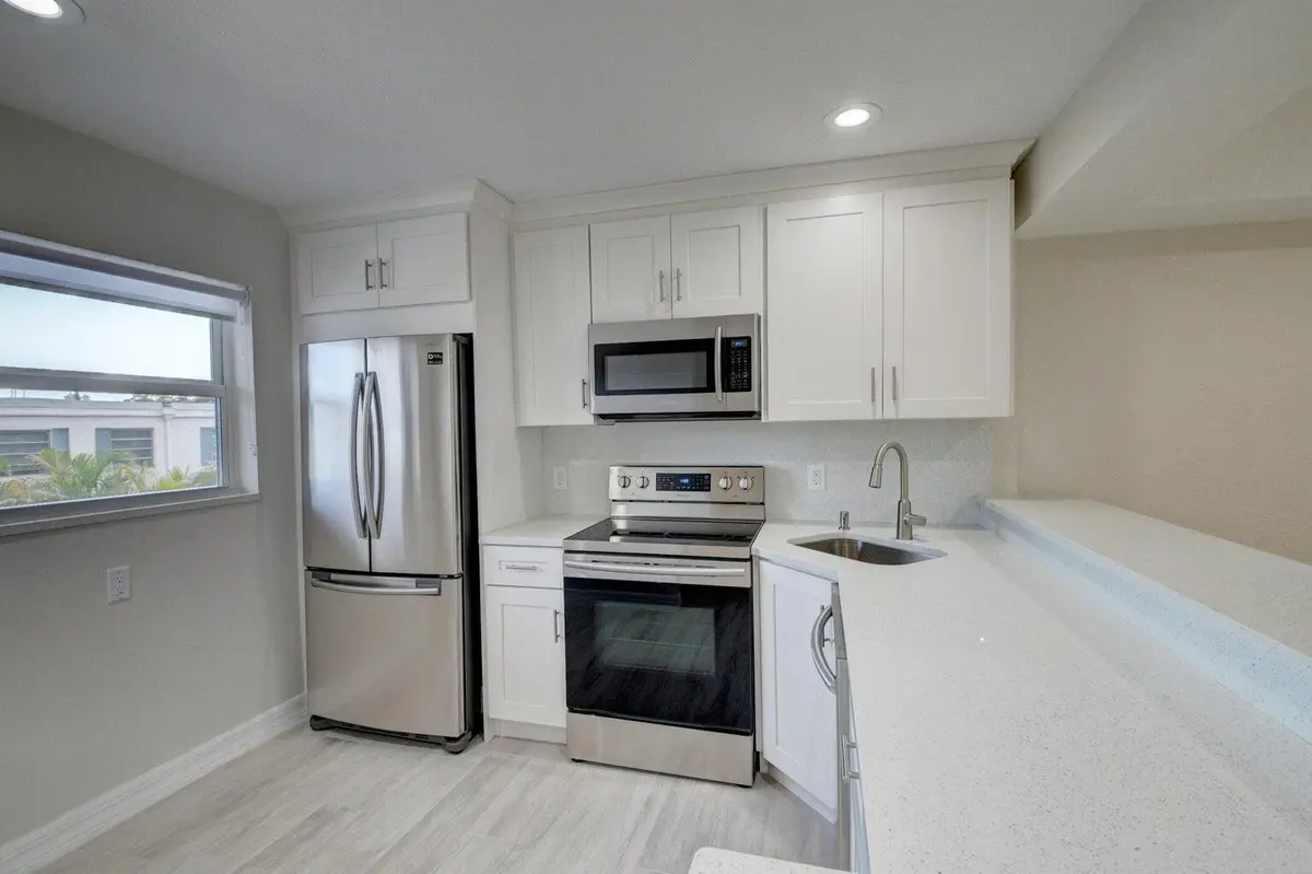 20221130202522627951000000-o at 398 W Camino Real 1, Boca Raton