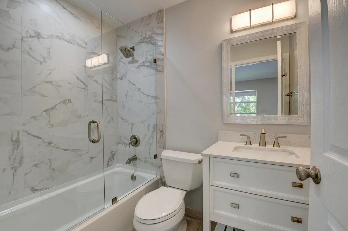 20221130202922406169000000-o at 398 W Camino Real 1, Boca Raton