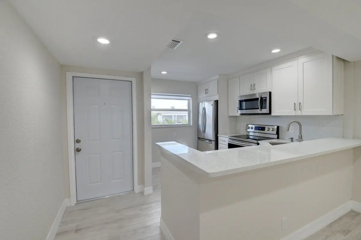 20221130202704951502000000-o at 398 W Camino Real 1, Boca Raton