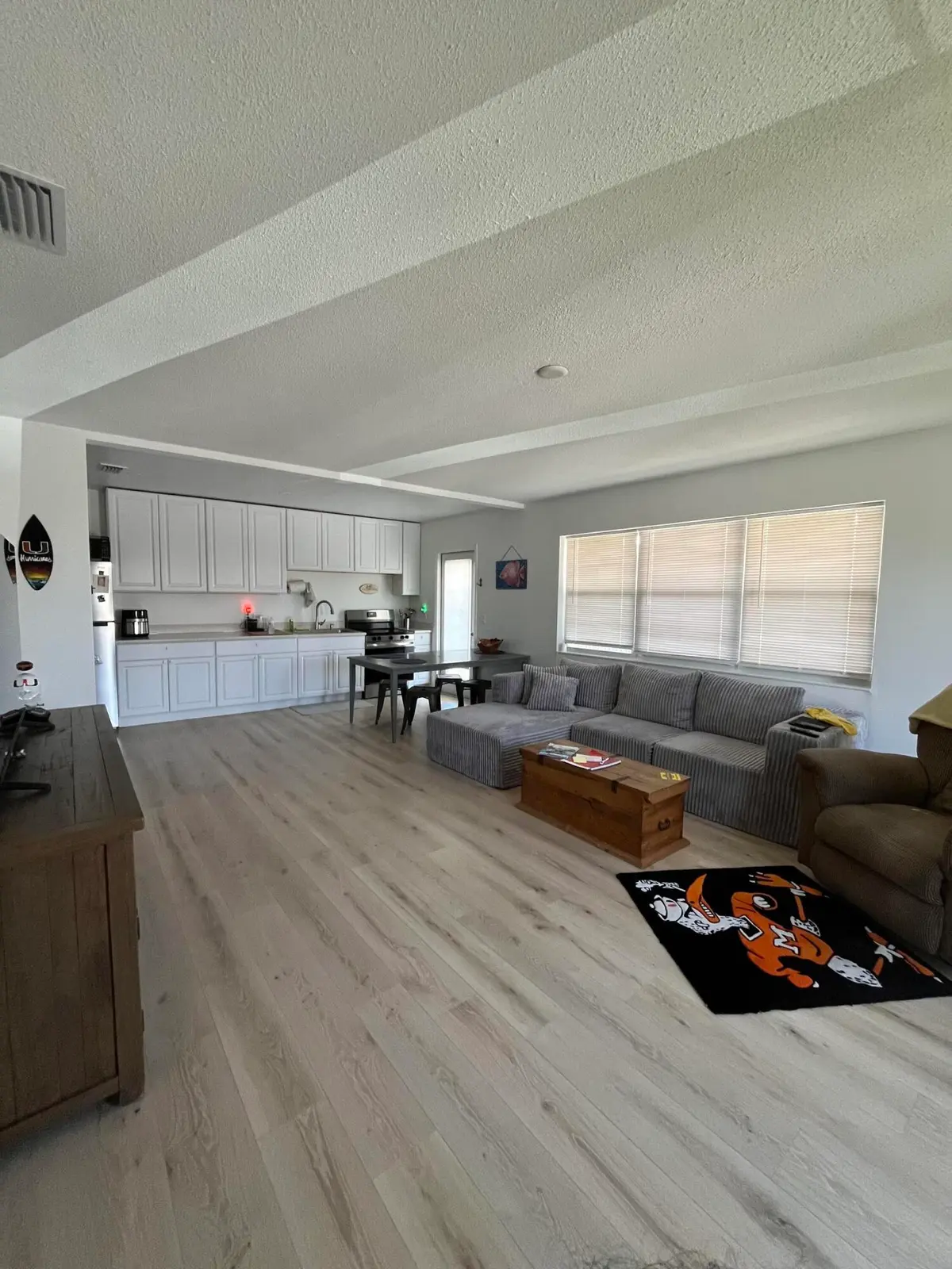 living 1 at 2737 NE 28th Street 9w, Lighthouse Point