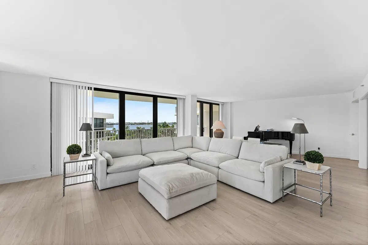 Great room (facing Intracoastal, west) at 3360 S Ocean Boulevard 5fii, Palm Beach