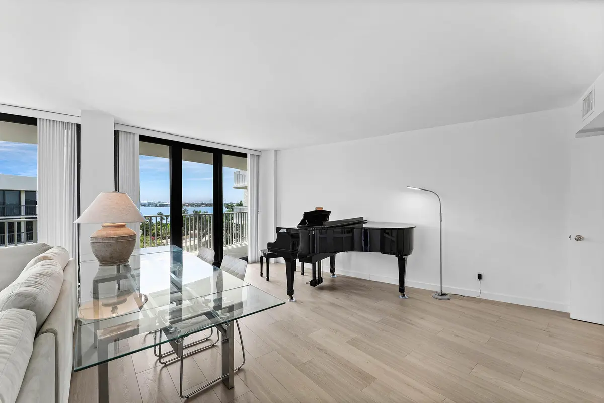 Great room (facing Intracoastal, west) at 3360 S Ocean Boulevard 5fii, Palm Beach