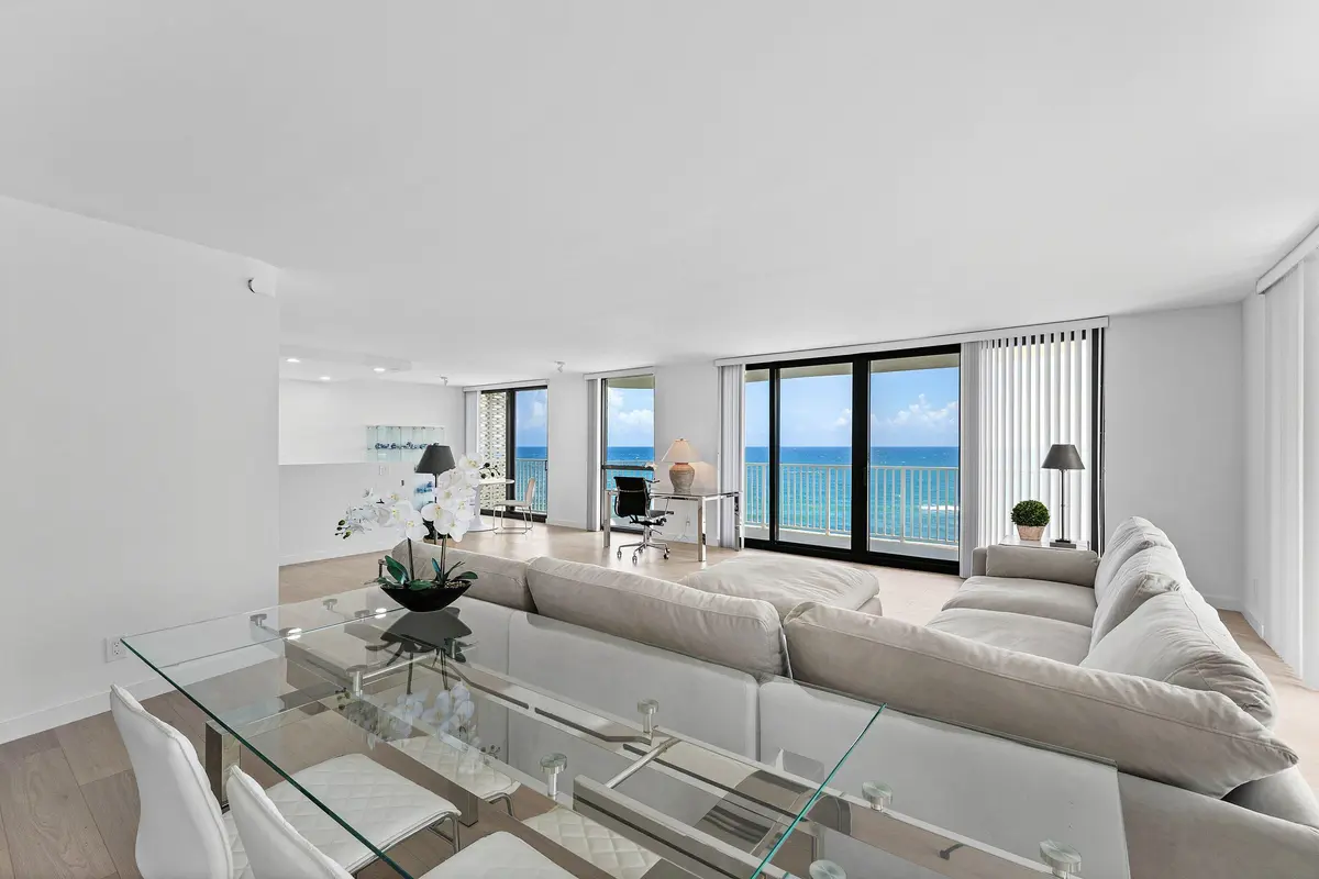 017 Great room (facing ocean, east) at 3360 S Ocean Boulevard 5fii, Palm Beach