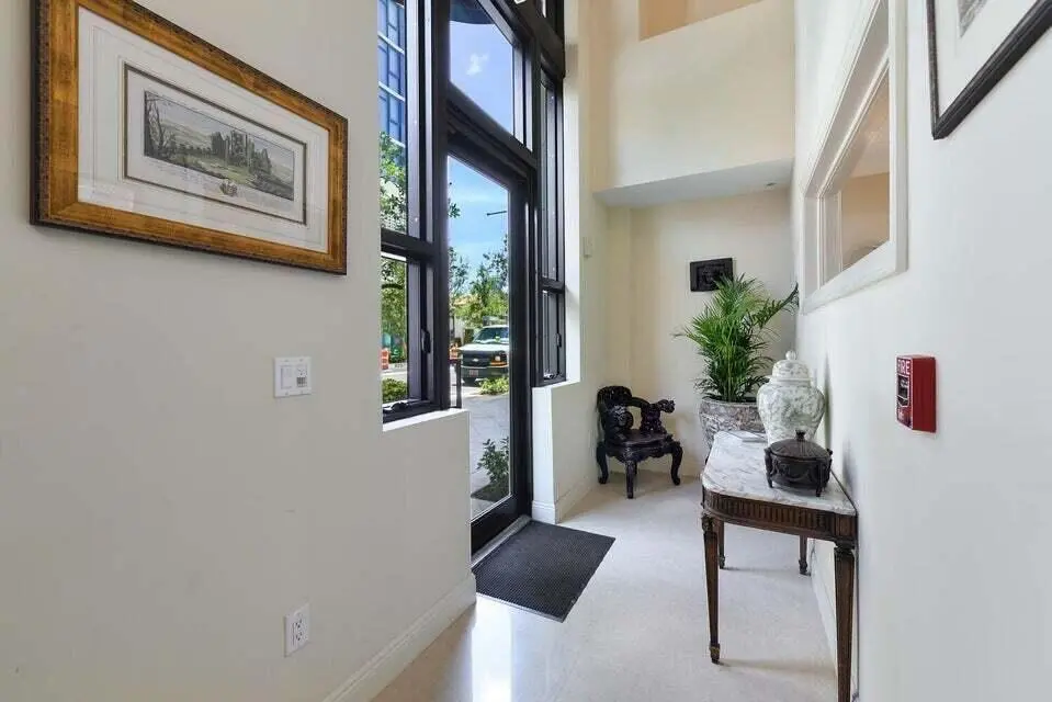 20230724201951628517000000-o at 701 S OLIVE Avenue 117, West Palm Beach