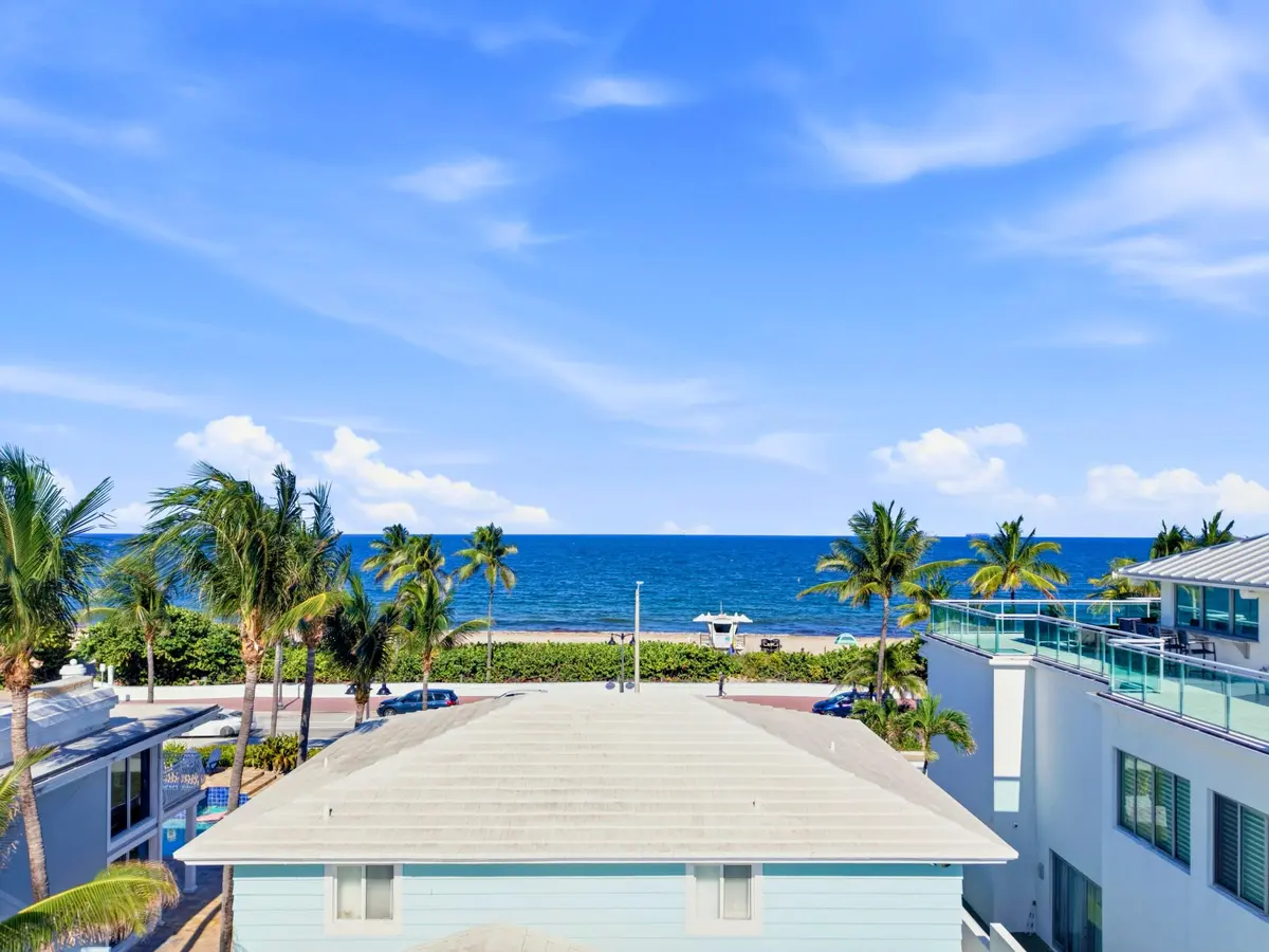 Ocean front From Roof at 1735 N FORT LAUDERDALE BEACH Boulevard, Fort Lauderdale