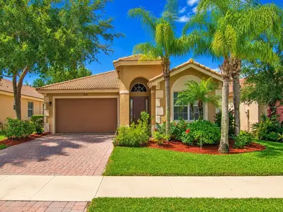 2287 SW NEWPORT ISLES Boulevard, Port St. Lucie – Single Family Residence for sale