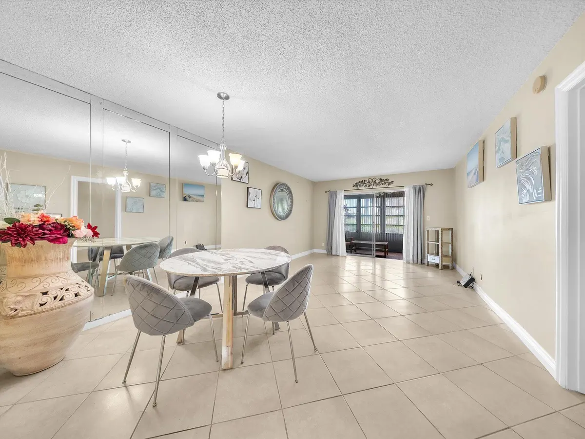 07-DSC3937 at 7807 GOLF CIR Drive 105, Margate