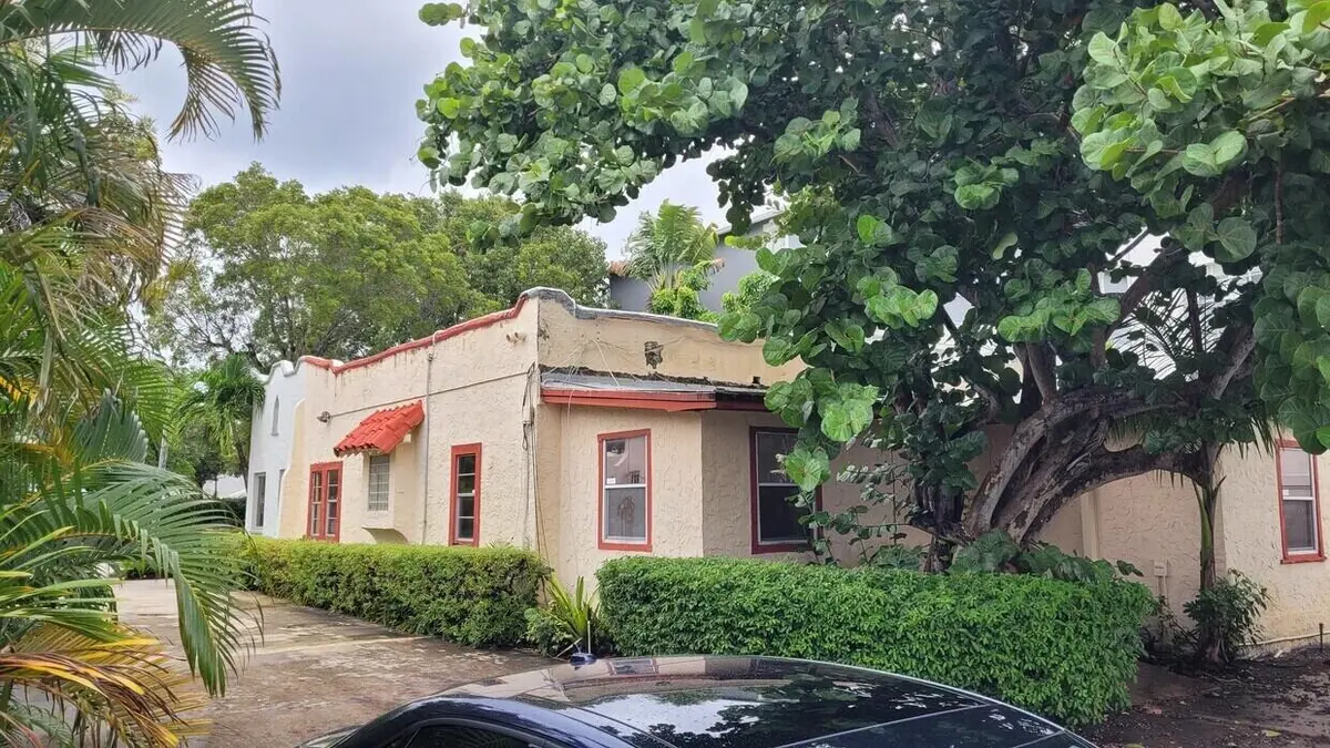 attachment (3) at 265 NE 5th Avenue, Delray Beach