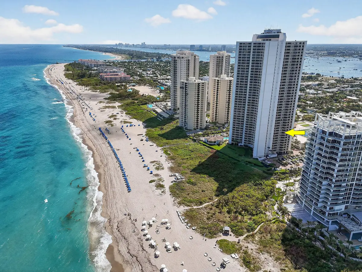 Tiara Oceanfront Living at 3000 N OCEAN Drive 8A, Singer Island