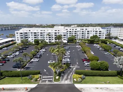 2840 S Ocean Boulevard Unit 517, Palm Beach – Apartment for rent