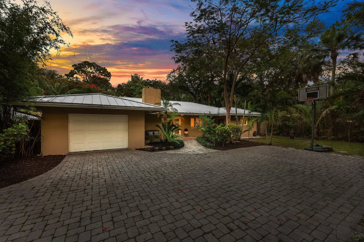 062-2130Southwest27thTerrace-FortLauderd at 2130 SW 27TH Terrace, Fort Lauderdale