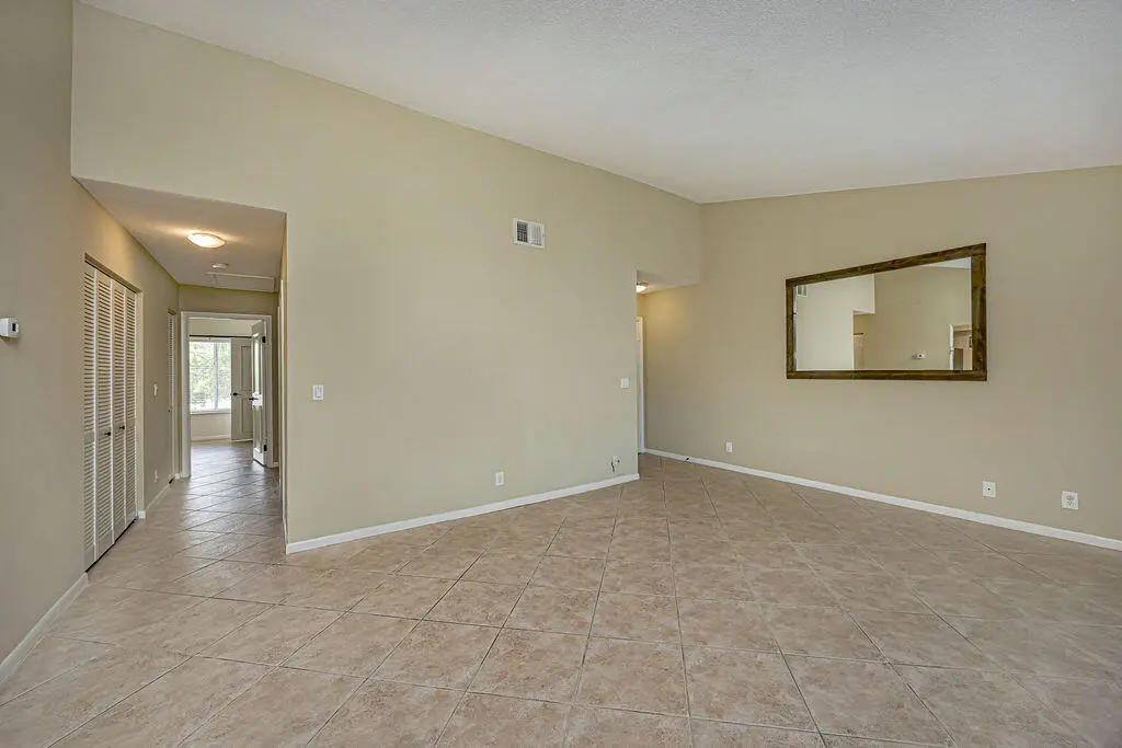 0002_3764 at 815 W BOYNTON BEACH Boulevard 1-203, Boynton Beach
