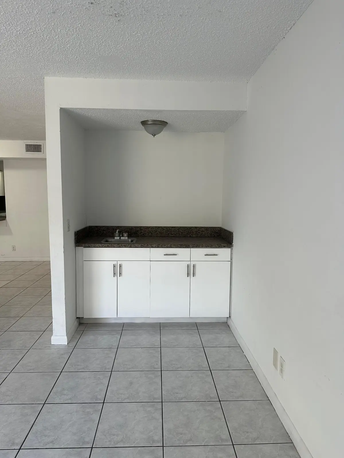 931 8 at 931 SW 20TH Court, Delray Beach