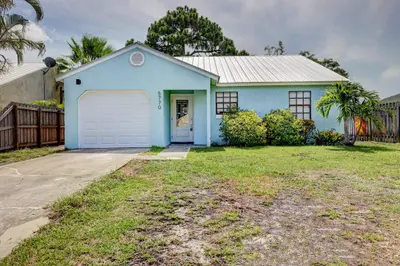 5770 SE WILSIE Drive, Stuart – Single Family Residence for rent