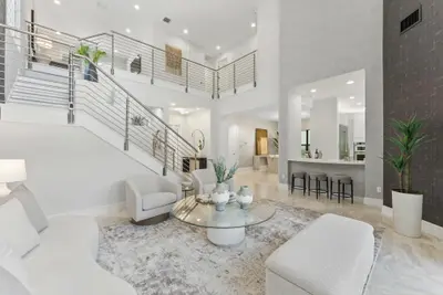 8159 Hutchinson Court, Delray Beach – Single Family Residence for sale