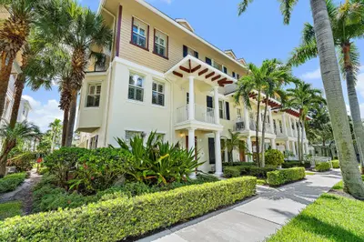 4273 E Main Street, Jupiter – Townhouse for rent